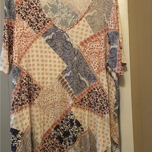 Patchwork V-Neck Women’s Plus Maurices 24/7 Tee